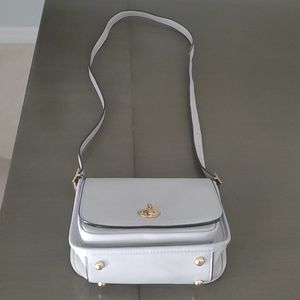 Crossbody purse